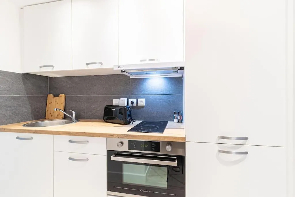 Zenbnb / Sandy / Parking Prive / 5 Pers. / Geant / Apartment Annemasse